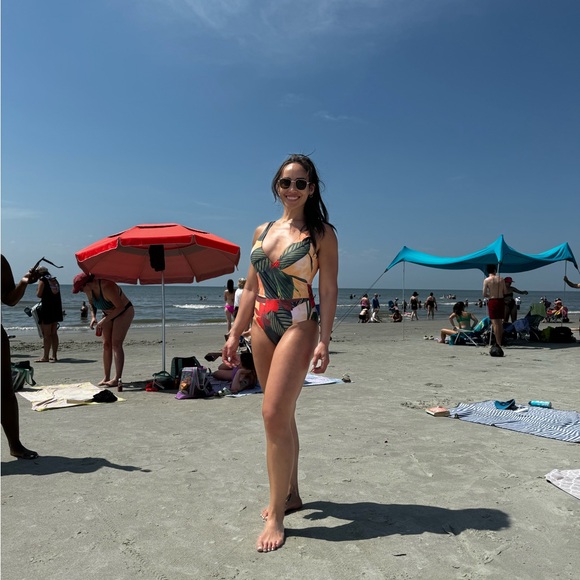 Meet your Posher, Samantha - Picture 3 of 7